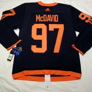 Connor McDavid Authentic NHL Jersey NWT size 52